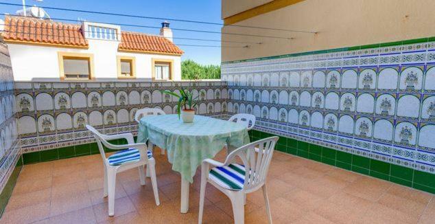 Apartamento Villa De Rota - Vista Mar, 135M2, Terraza, Sat Tv Y Mas Eksteriør billede