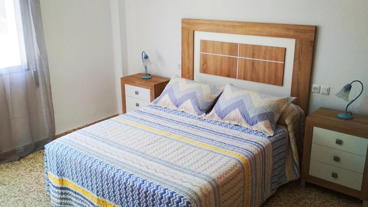 Apartamento Villa De Rota - Vista Mar, 135M2, Terraza, Sat Tv Y Mas Eksteriør billede